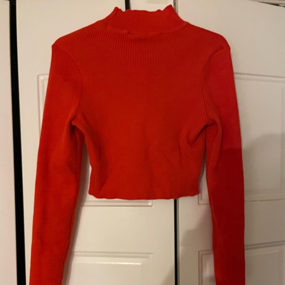 H&M Red Ribbed Crop Top - Picture 2 of 3